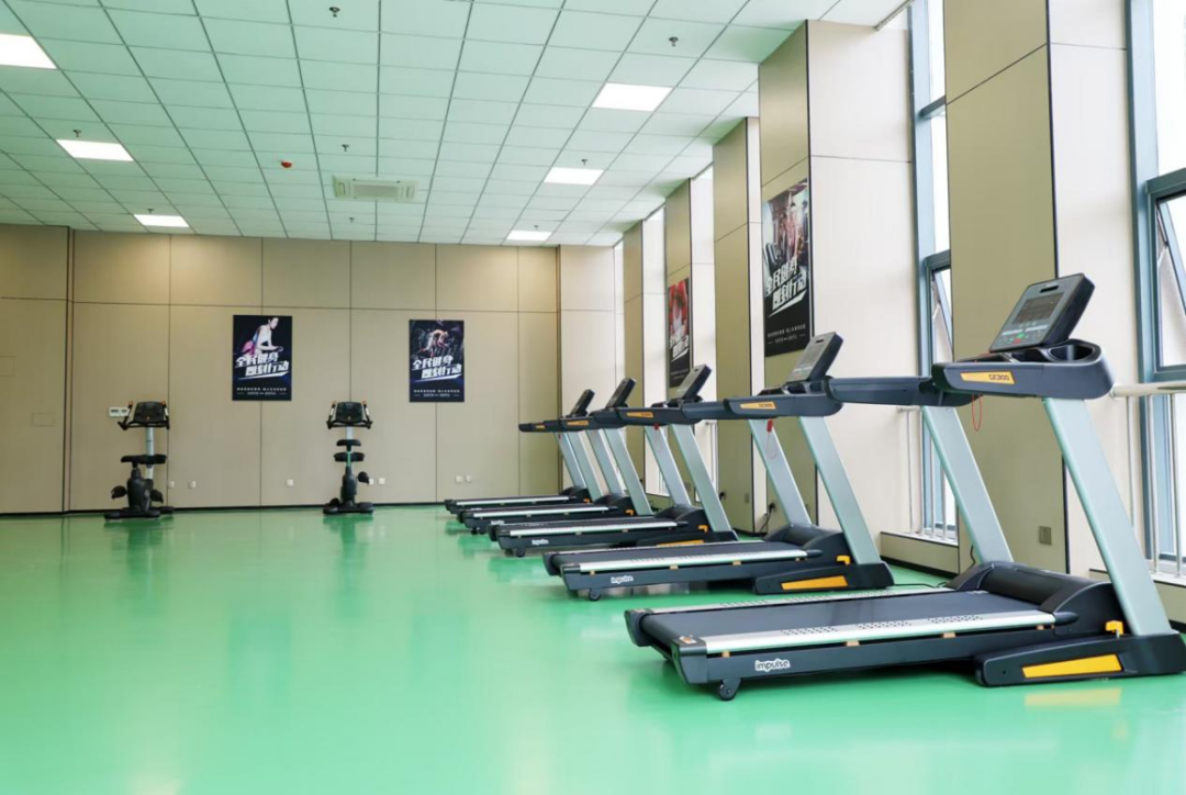 <p>T</p>
<p>全suL全民</p>
<p>mpmo</p>

<table>
<tr><td rowspan="3"></td>
<td>P</td>
<td></td>
<td>,</td>
<td rowspan="2"></td>
</tr>
<tr><td></td>
<td></td>
<td>T</td>
</tr>
<tr><td></td>
<td></td>
<td colspan="2"></td>
</tr>
<tr><td></td>
<td></td>
<td></td>
<td colspan="2">f , 7 广 I I</td>
</tr>
<tr><td></td>
<td></td>
<td></td>
<td colspan="2">, I !! 2, I</td>
</tr>
<tr><td></td>
<td>T</td>
<td></td>
<td colspan="2">f I , . I I I </td>
</tr>
<tr><td></td>
<td colspan="2">Ib 1</td>
<td colspan="2">广7,</td>
</tr>
</table>
