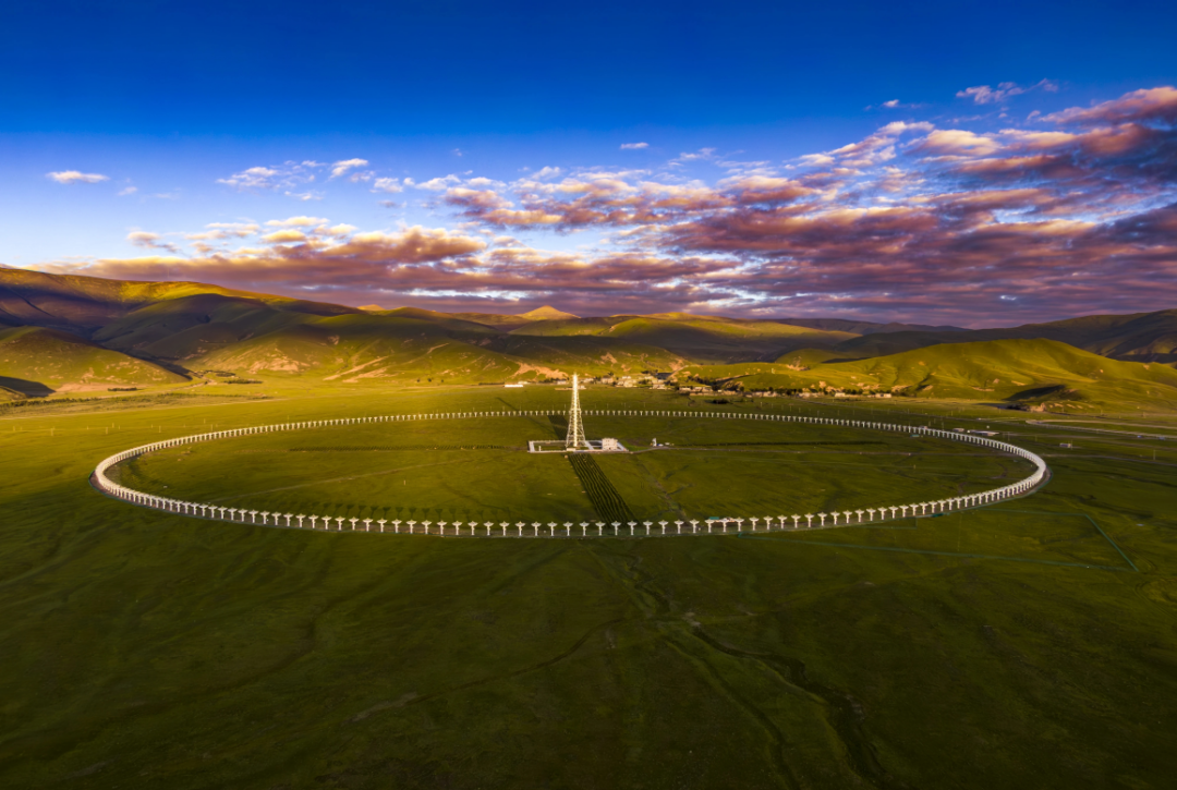 <p>IT</p>
<p>公175T75T5TT产中777rTHU</p>
