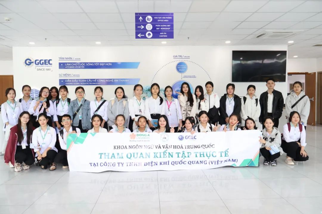 <p>个Gr wwetadn</p>
<p>>PIAN XrOadanSNIHORESHOP</p>
<p><CAE</p>
<p>GGGECn”SINCE 1951.TAMNHIN/VmONL MAELFLATE. LAMCHOCUOC SONG TO1 DEP HONGIATE/wuO....--.</p>
<p>SUMENH/w</p>
<p>DAN DAU TOAN CAUVE CONG NGHE AMT</p>
<p>sathenneDONGA》GGEC</p>
<p>KHOA NGON NG0 VA VANHOA TRUNGQUOC</p>
<p>THAN QUAN KIEN TAP THUCTE</p>
<p>TAI cONG TY INHE DIEN KHt QU6c QUANG (VIBTMAM。</p>
<p>eh</p>